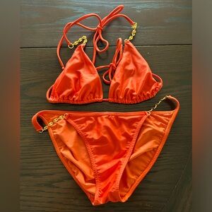 Vix triangle top and full size bikini bottom with gold hardware.   Medium